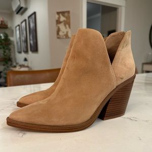 Vince Camuto Gigietta Bootie